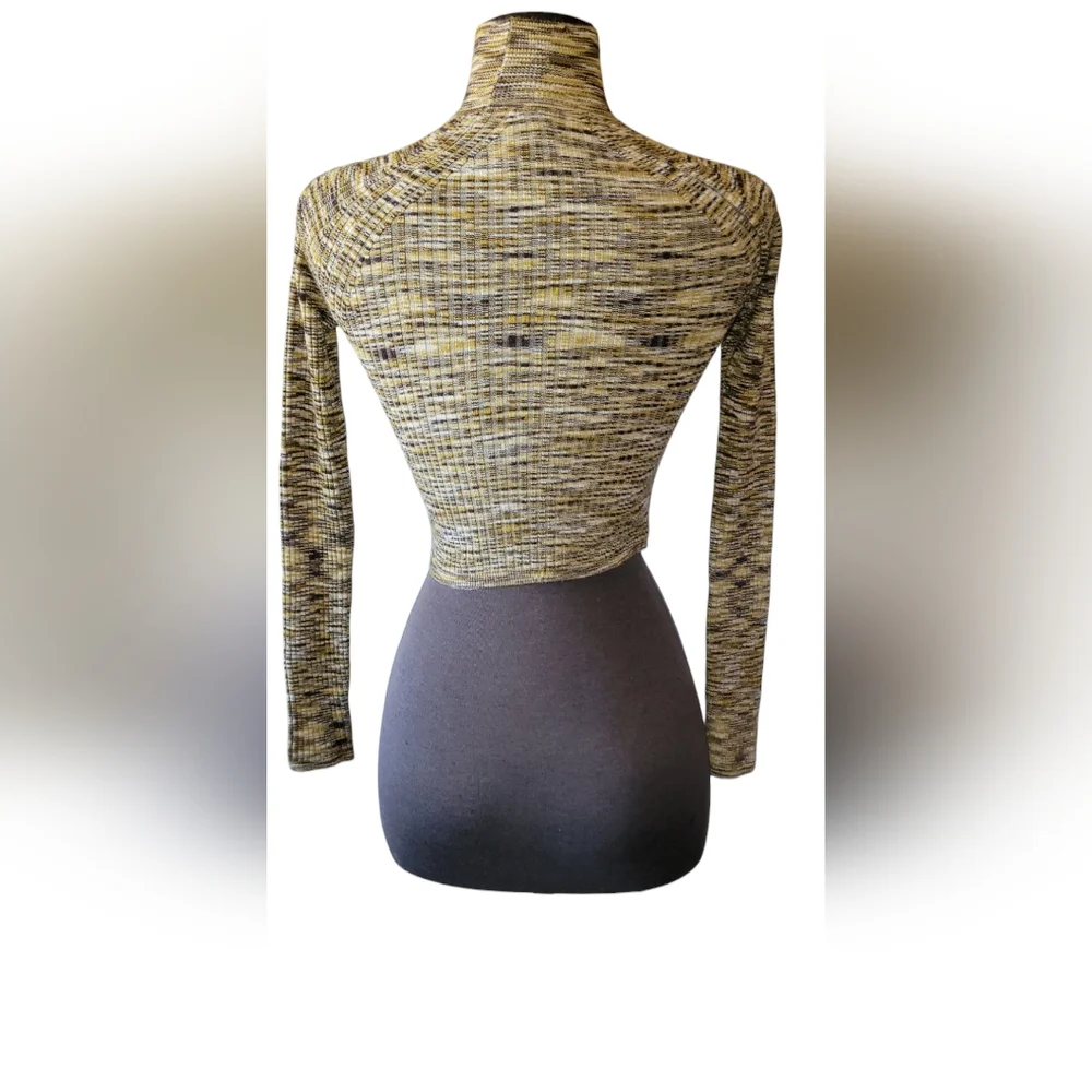 Urban Outfitters Crop Top - Picture 6 of 16